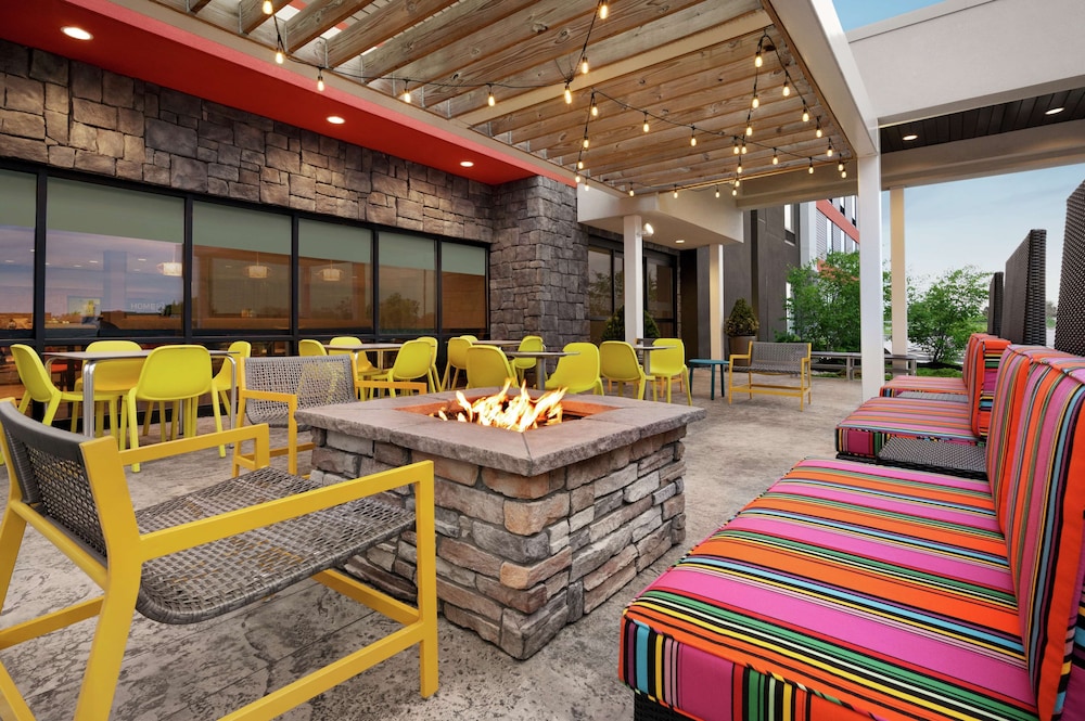 Home2 Suites by Hilton Greece Rochester - photo 42