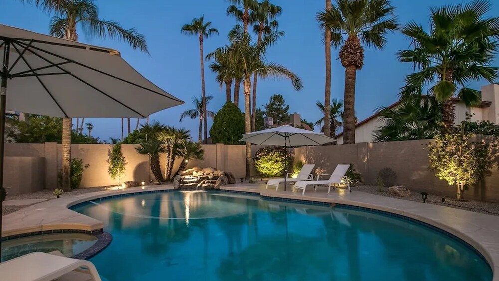 North Scottsdale Retreat w Resort Like Backyard - photo 32