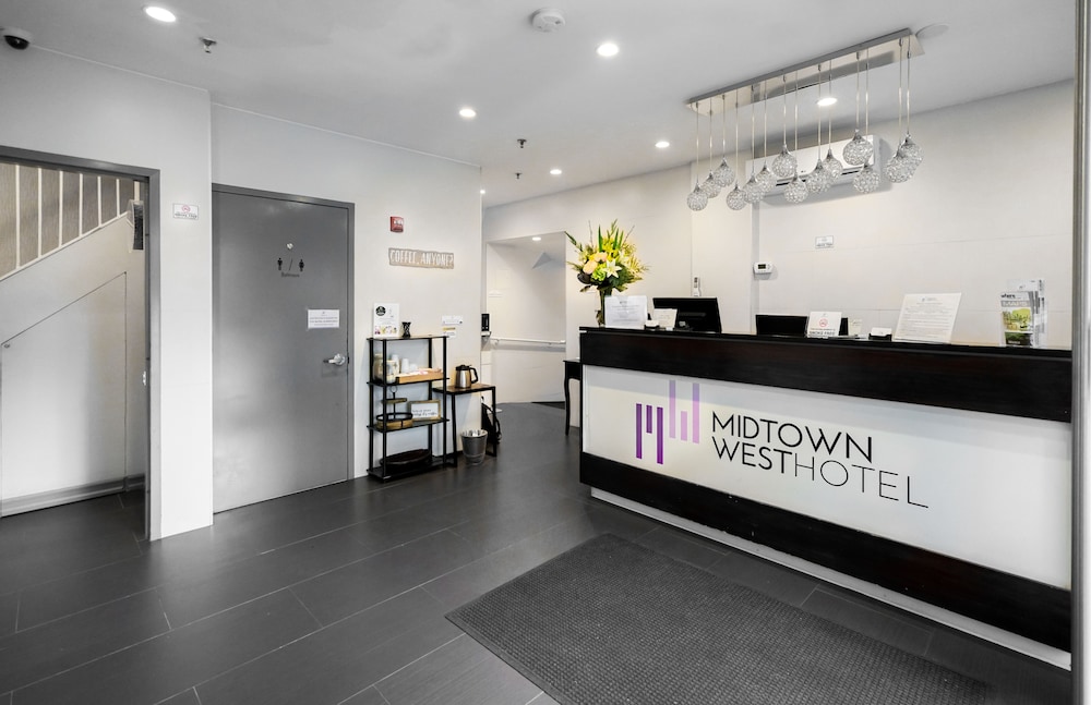 Midtown West Hotel - photo 4