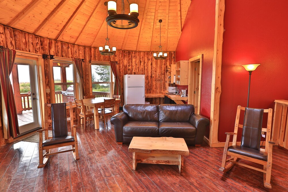 Kenai Peninsula Suites - photo 20