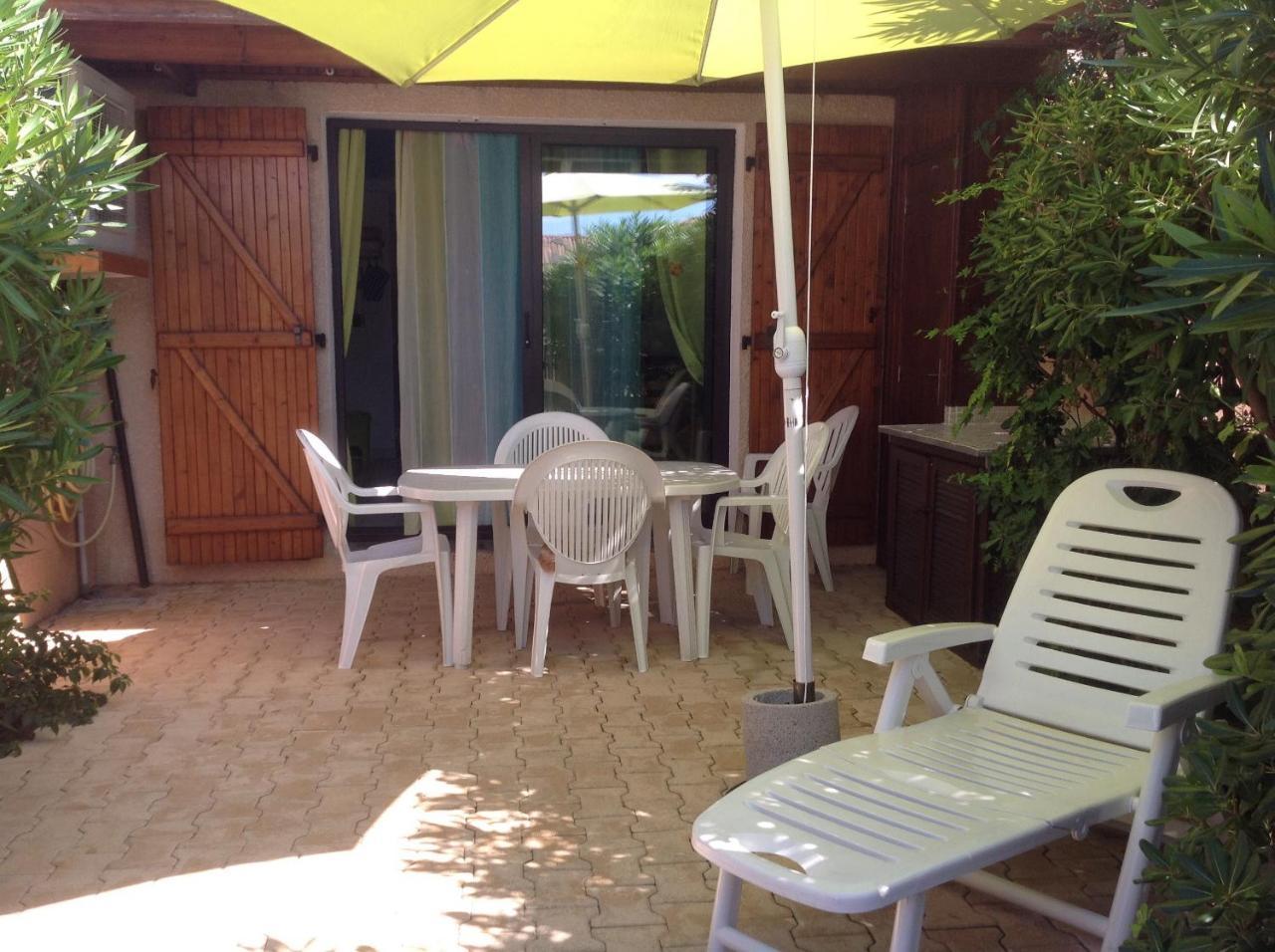 Rental Villa Les Maisons du Rivage Bleu Gruissan studio flat 4 persons POP 1 — 4-Star Luxury Hotel in Gruissan, France