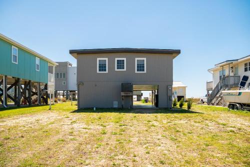 Conch West by Oak Island Accommodations - photo 13