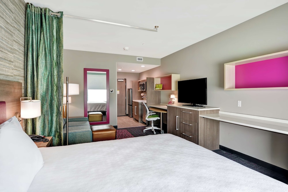 Home2 Suites by Hilton Pecos - photo 18