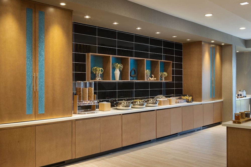 SpringHill Suites by Marriott Bowling Green - photo 23