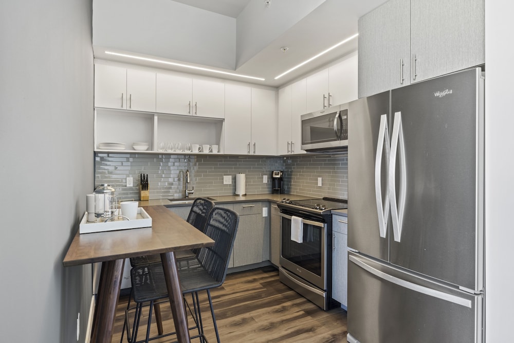 Placemakr Marymount Ballston - photo 38