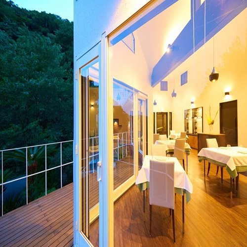 Mastlamp in Ito, Japan