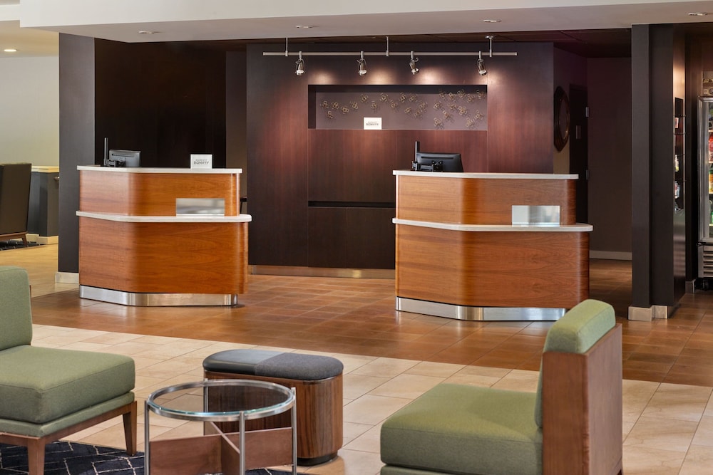 Courtyard by Marriott Charlottesville - photo 32