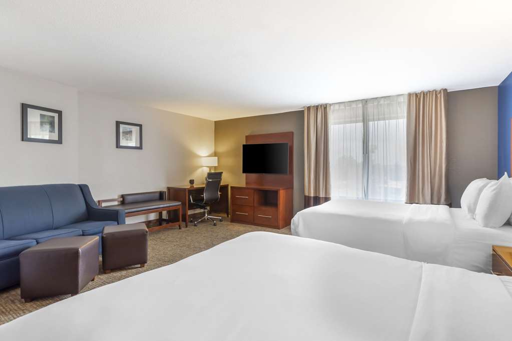 Comfort Suites Longmont - photo 15