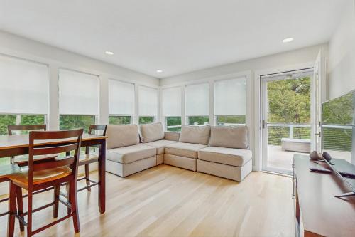 The Saffron Cottage — 4-Star Luxury Hotel in Wellfleet, United States