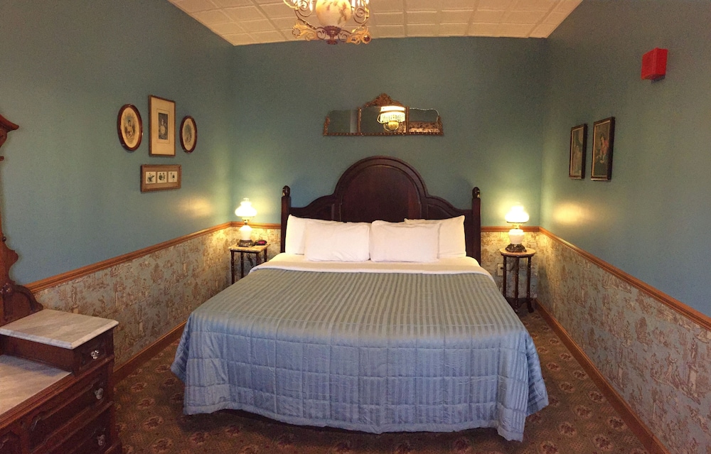 Hotel Millersburg - photo 15