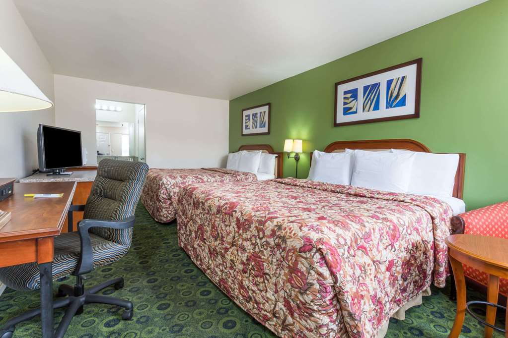 Days Inn by Wyndham Westley - photo 10