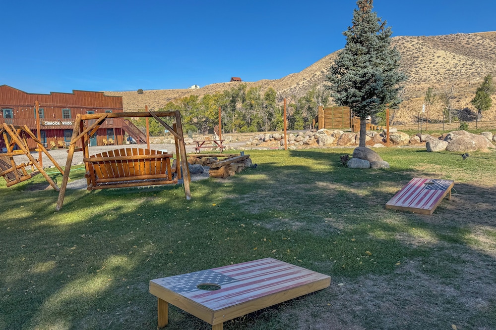 Chinook Winds Motel - photo 169