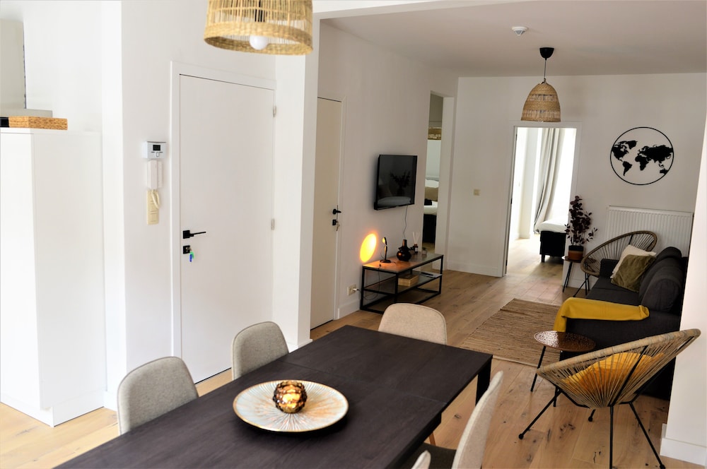Palace Apartments 2 Bedrooms Antwerp — 4-Star Luxury Hotel in Antwerpen, Belgium