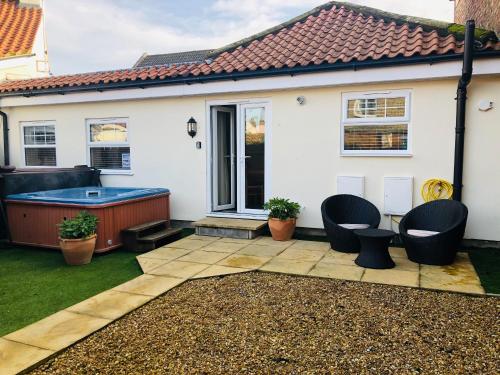 Alderson Mews - carbon neutral hotel in Driffield