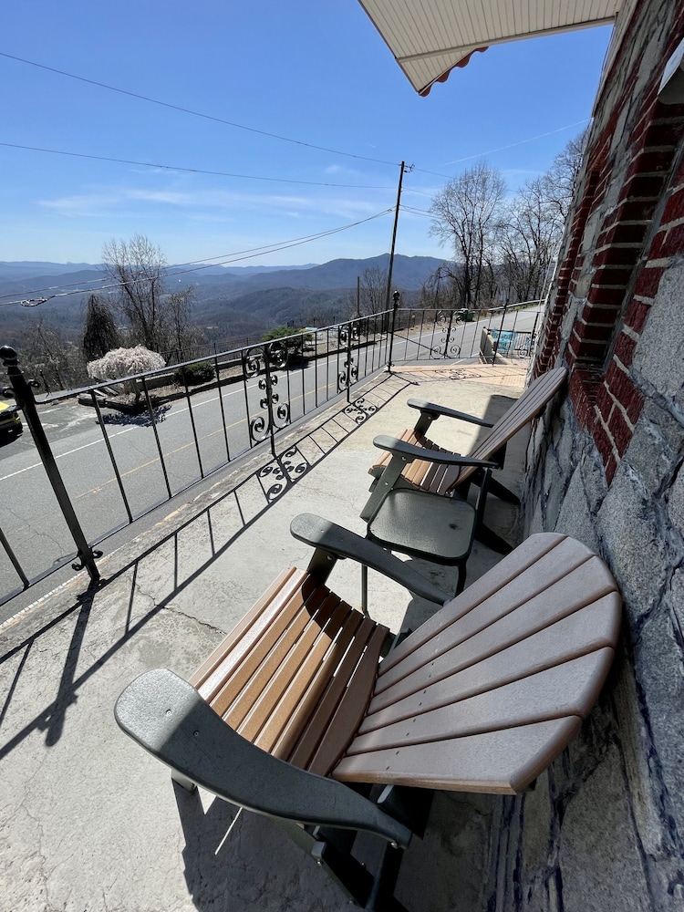 Skyline Village Inn - photo 146
