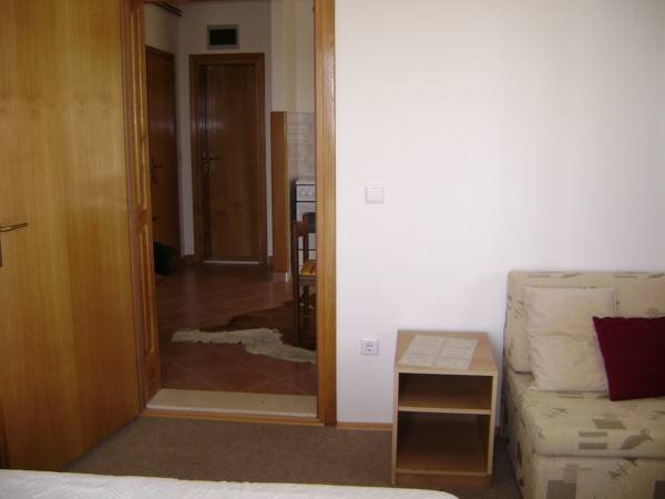 Apartments Deranja
