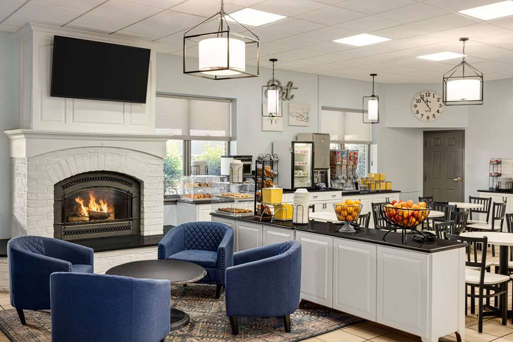 Days Inn by Wyndham Hershey - photo 6