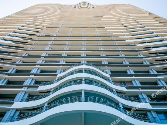 Qiyue Light Luxury Seaview Holiday Apartment Hotel in Suizhong, People's Republic of China