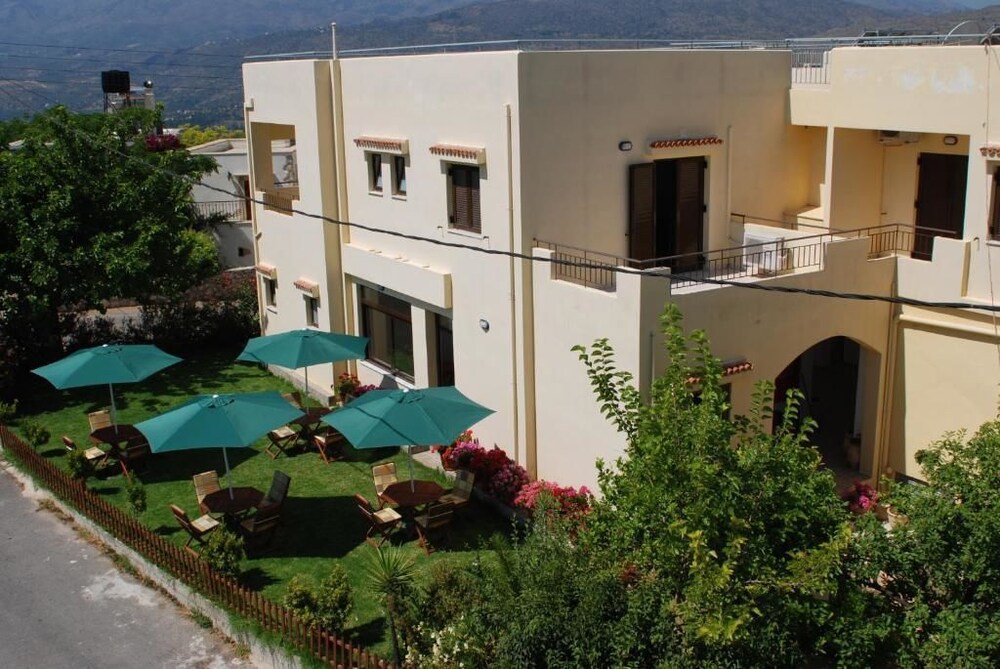 Aptera Hotel - carbon neutral hotel in Chania