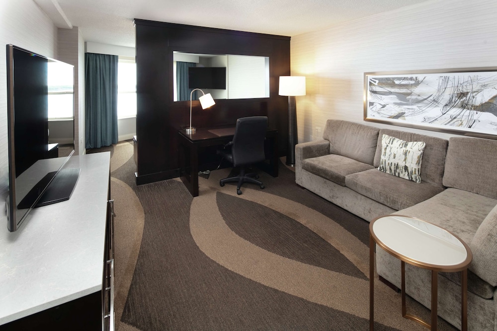 Hilton Madison Monona Terrace - photo 13