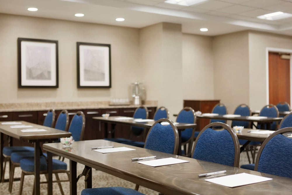 Hampton Inn Long Island Brookhaven - photo 40