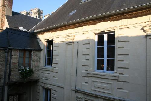 Le Refuge Des Cordeliers — Laon