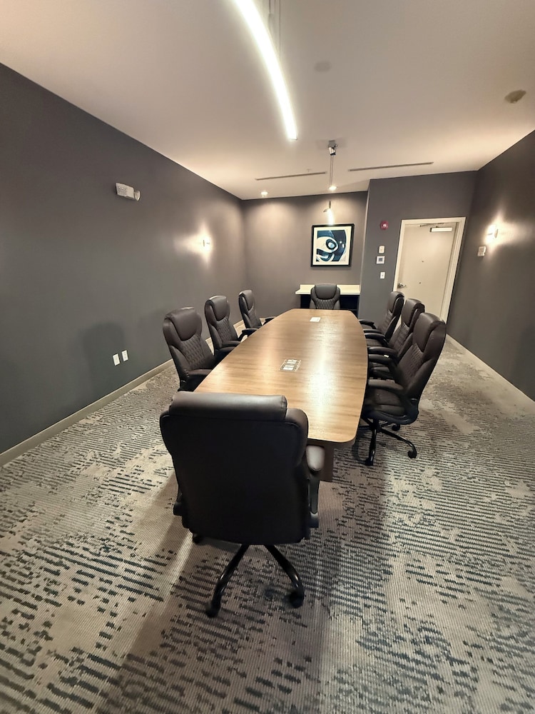 SpringHill Suites by Marriott Oklahoma City Downtown - photo 24
