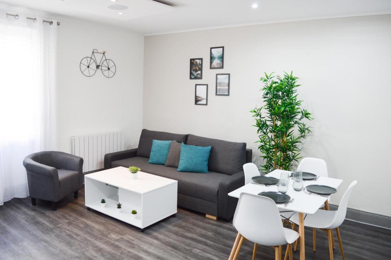 Le Blue St Leon : 2 Pieces Cozy Lit King Size Wifi in Colmar, France