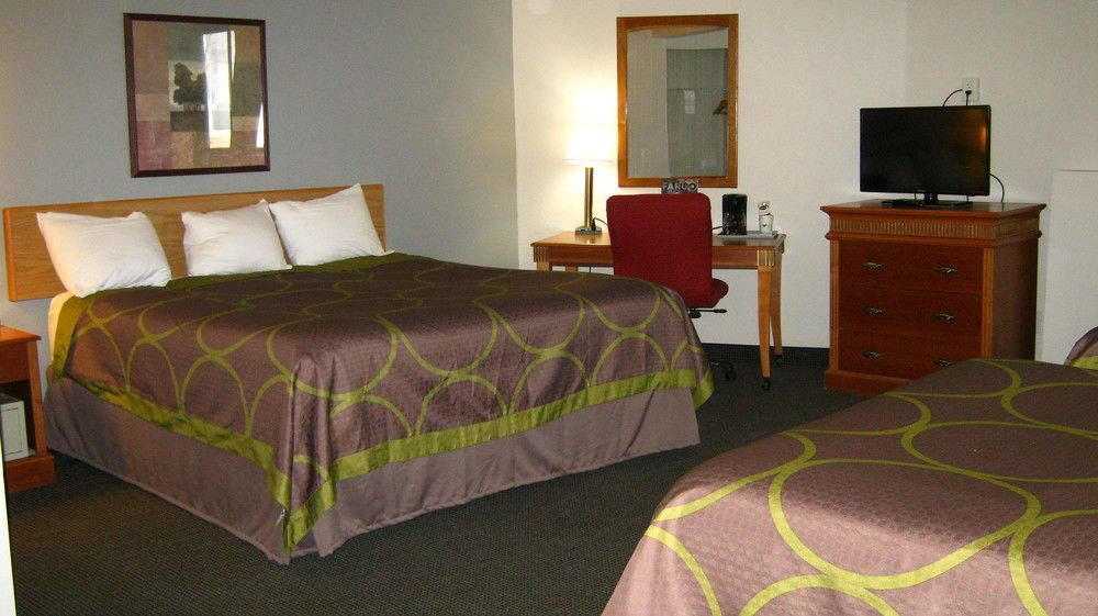 Bison Inn and Suites - photo 11