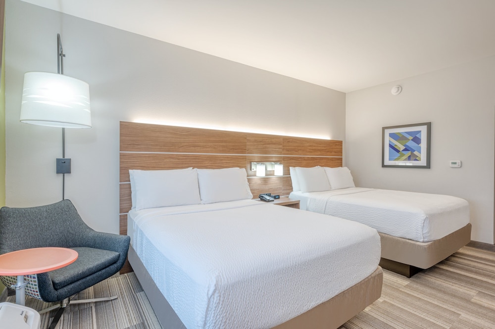 Holiday Inn Express & Suites St. Louis Chesterfield by IHG - photo 7