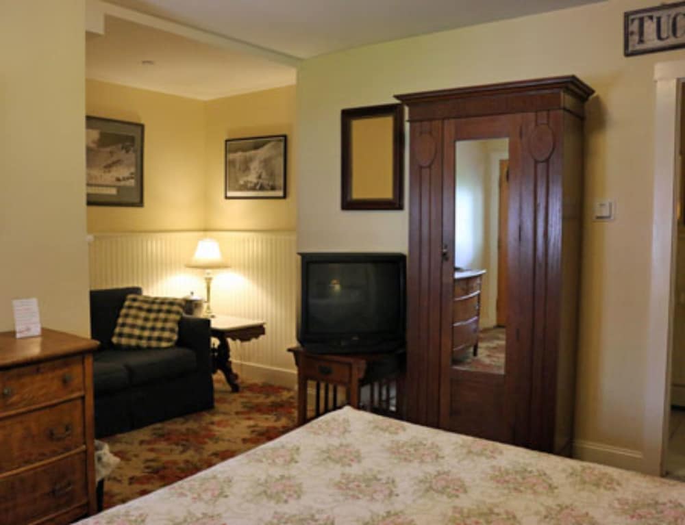 Kearsarge Inn - photo 24