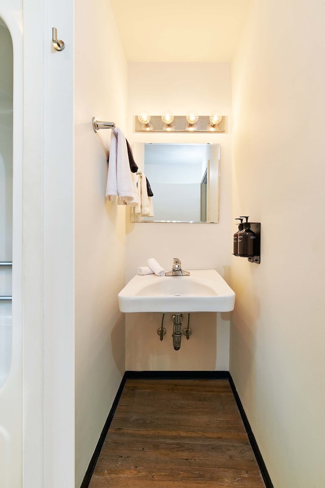 Greenporter Hotel - photo 31
