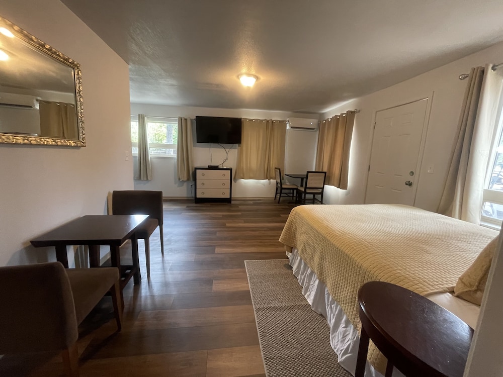 Riverfront Lodging - photo 42