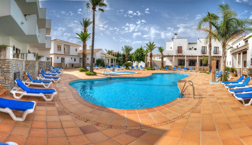 Hotel Porfirio in Barbate, Spain