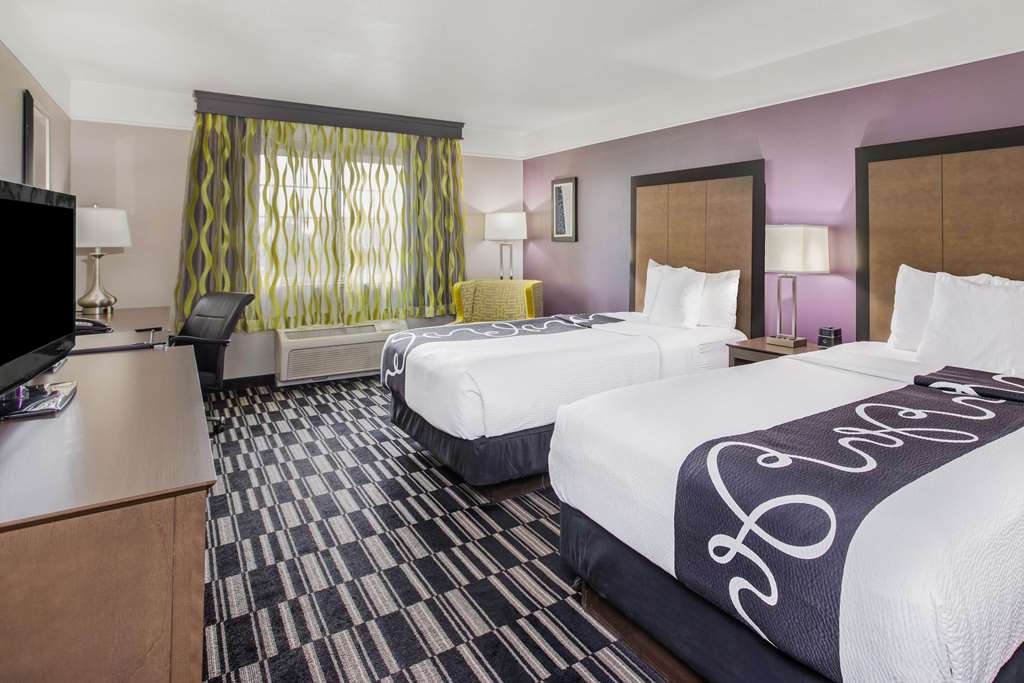 La Quinta Inn & Suites by Wyndham Modesto Salida - photo 13