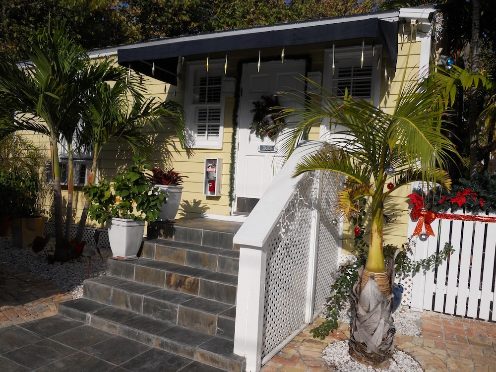 Duval Inn - photo 81