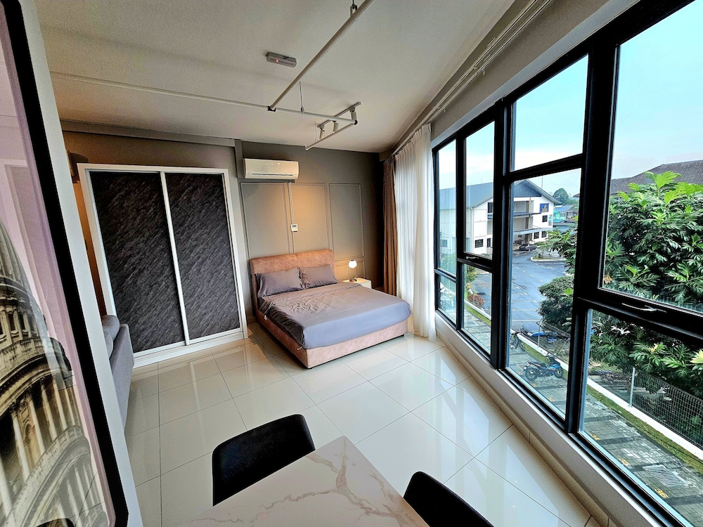 Edumetro The New Duo in Subang Jaya, Malaysia