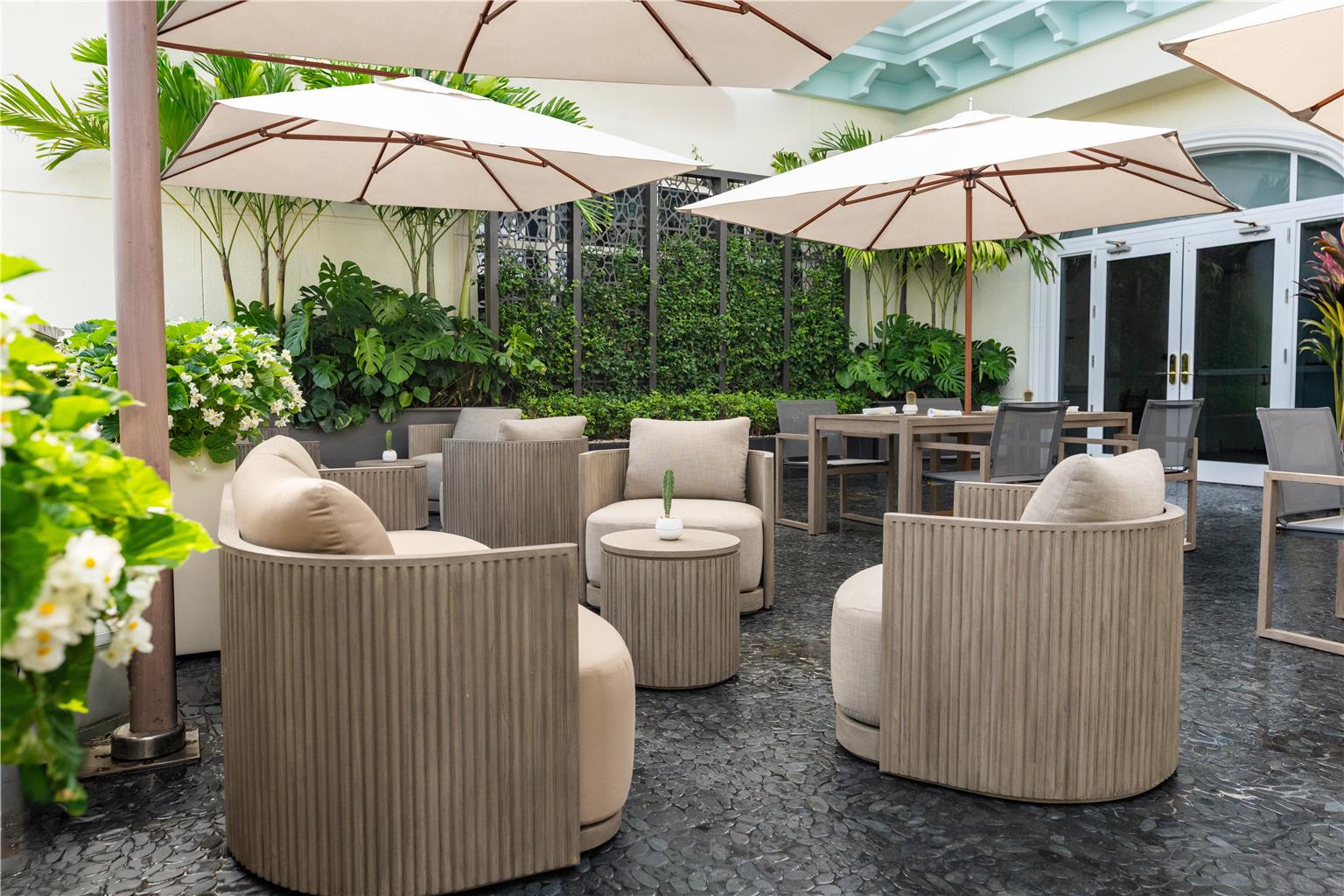 Eau Resort & Spa - photo 71