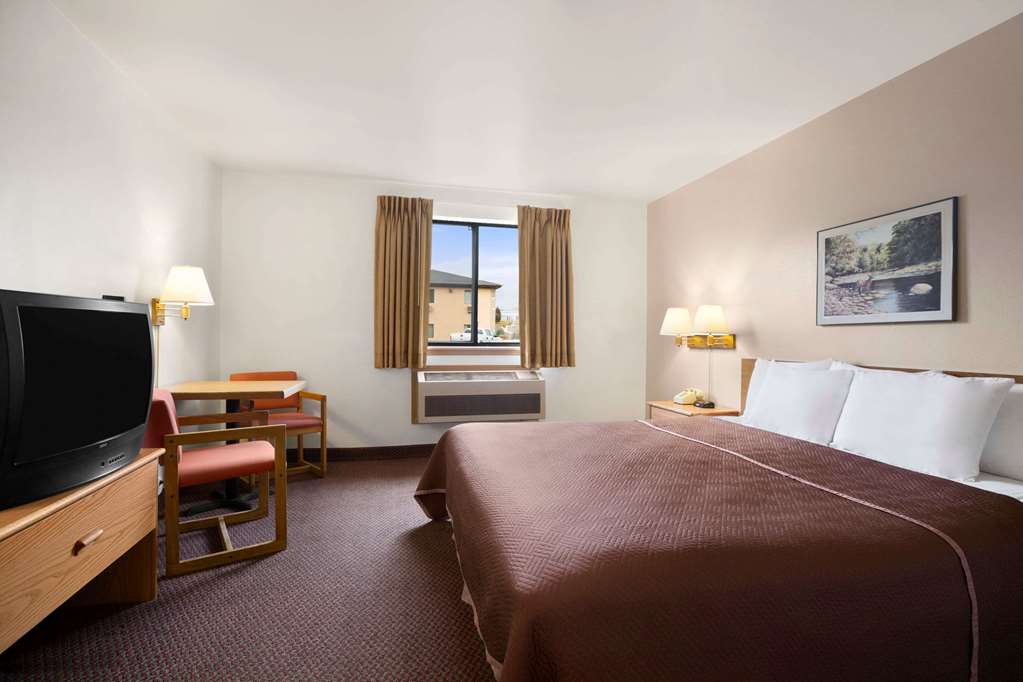 Travelodge by Wyndham Elko NV - photo 15