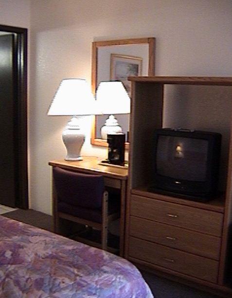 Nites Inn Motel - photo 9