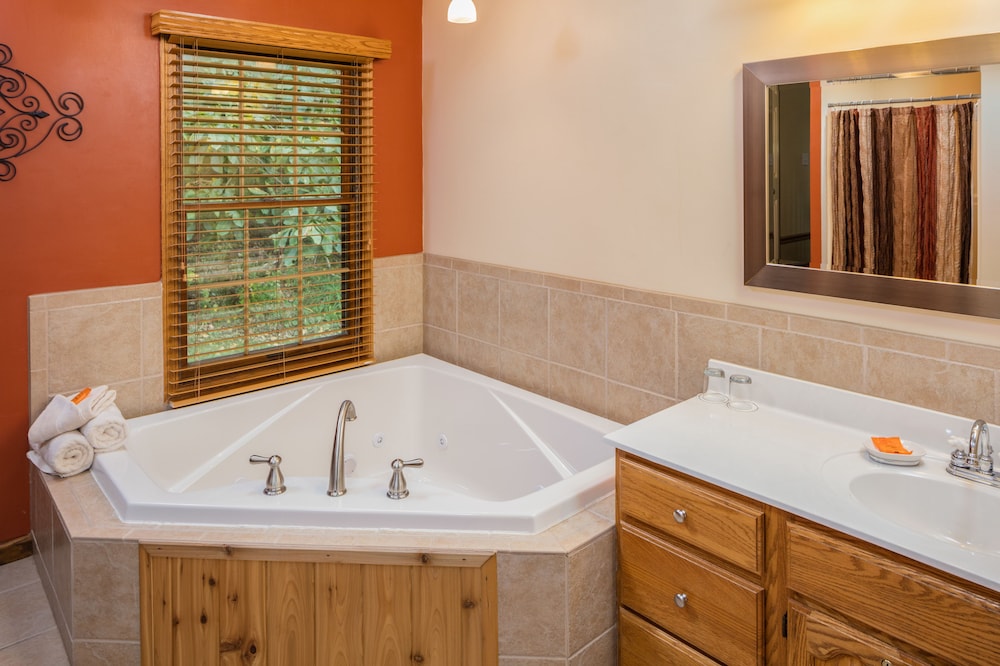Lefevre Inn and Resort - photo 27
