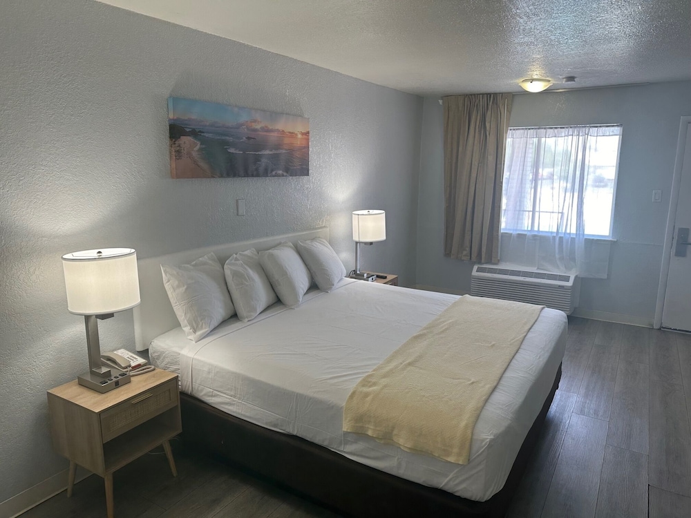 Premier Inns Metro Center - photo 25