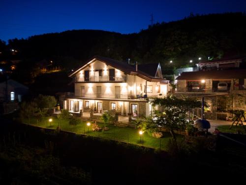 Agriturismo Punta San Lazzaro — 4-Star Luxury Hotel in Agerola, Italy