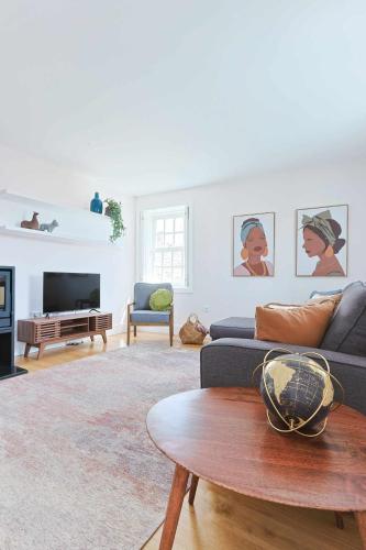 Downtown Charming Apartments Apartamento Ponte — 4-Star Luxury Hotel in Chaves, Portugal