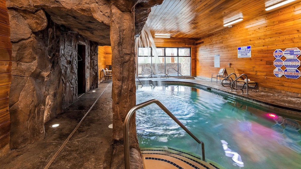 Best Western Premier Brian Head Hotel & Spa - photo 17