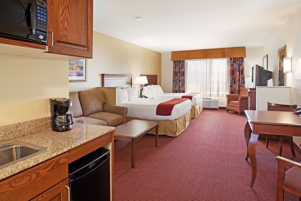 Holiday Inn Express & Suites Tooele by IHG - photo 7