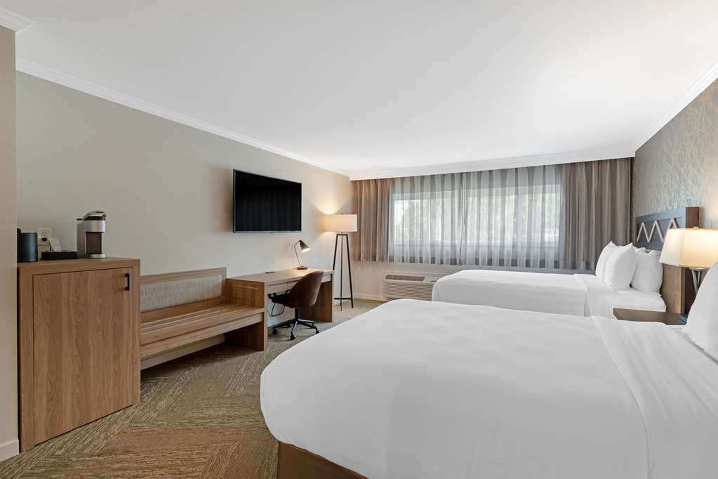 Best Western Plus Inn At The Vines - photo 28