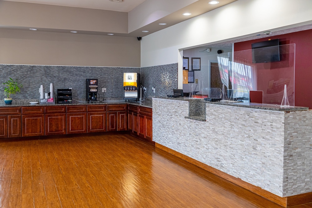 Red Roof Inn Savannah Richmond Hill I 95 - photo 5