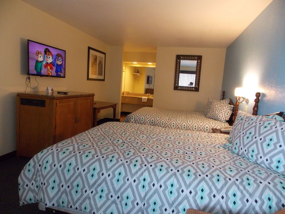 Travelodge San Antonio Downtown - photo 13