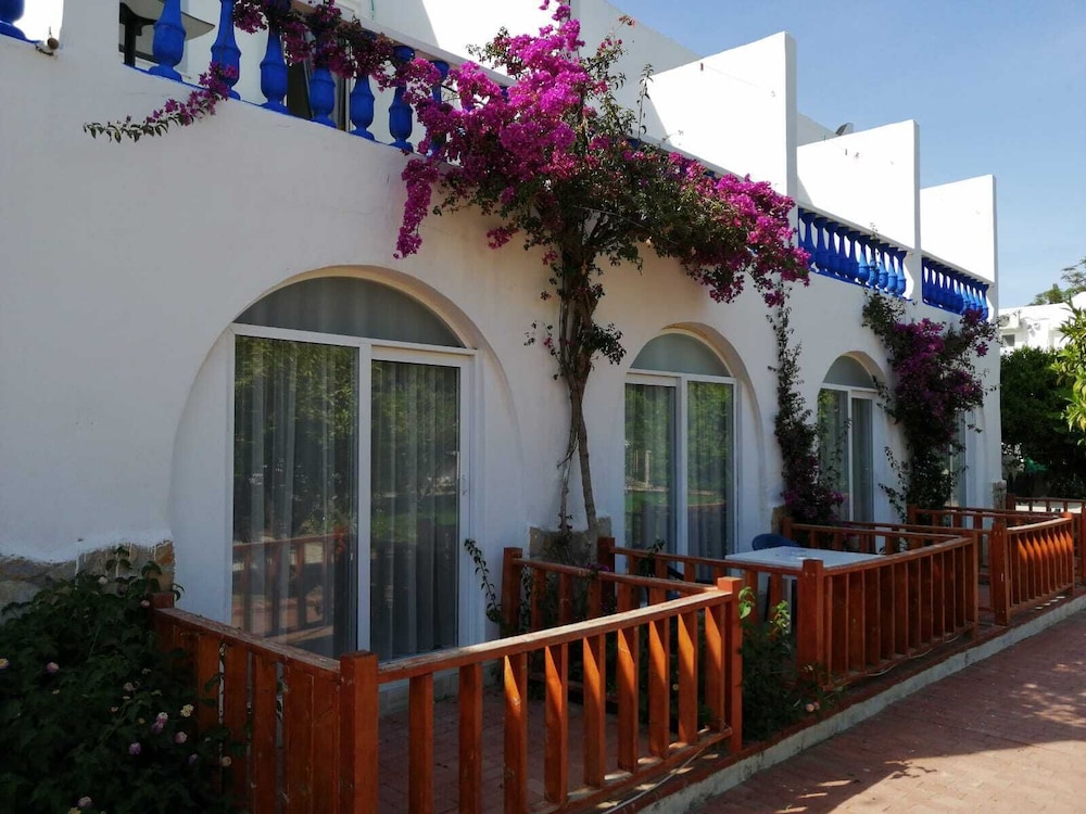 Yahsi Beach Hotel - carbon neutral hotel in Bodrum